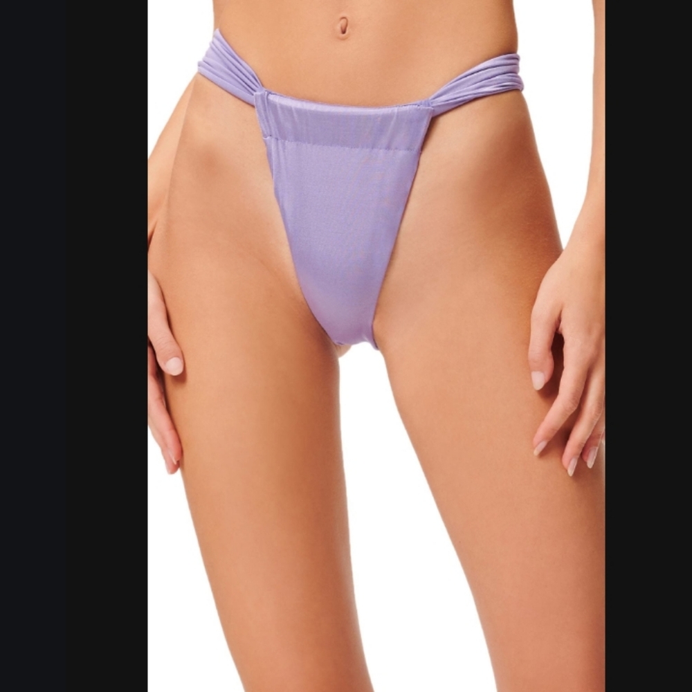 NWT Good American Shiny Ruched Bikini Bottoms Size 7 Lilac